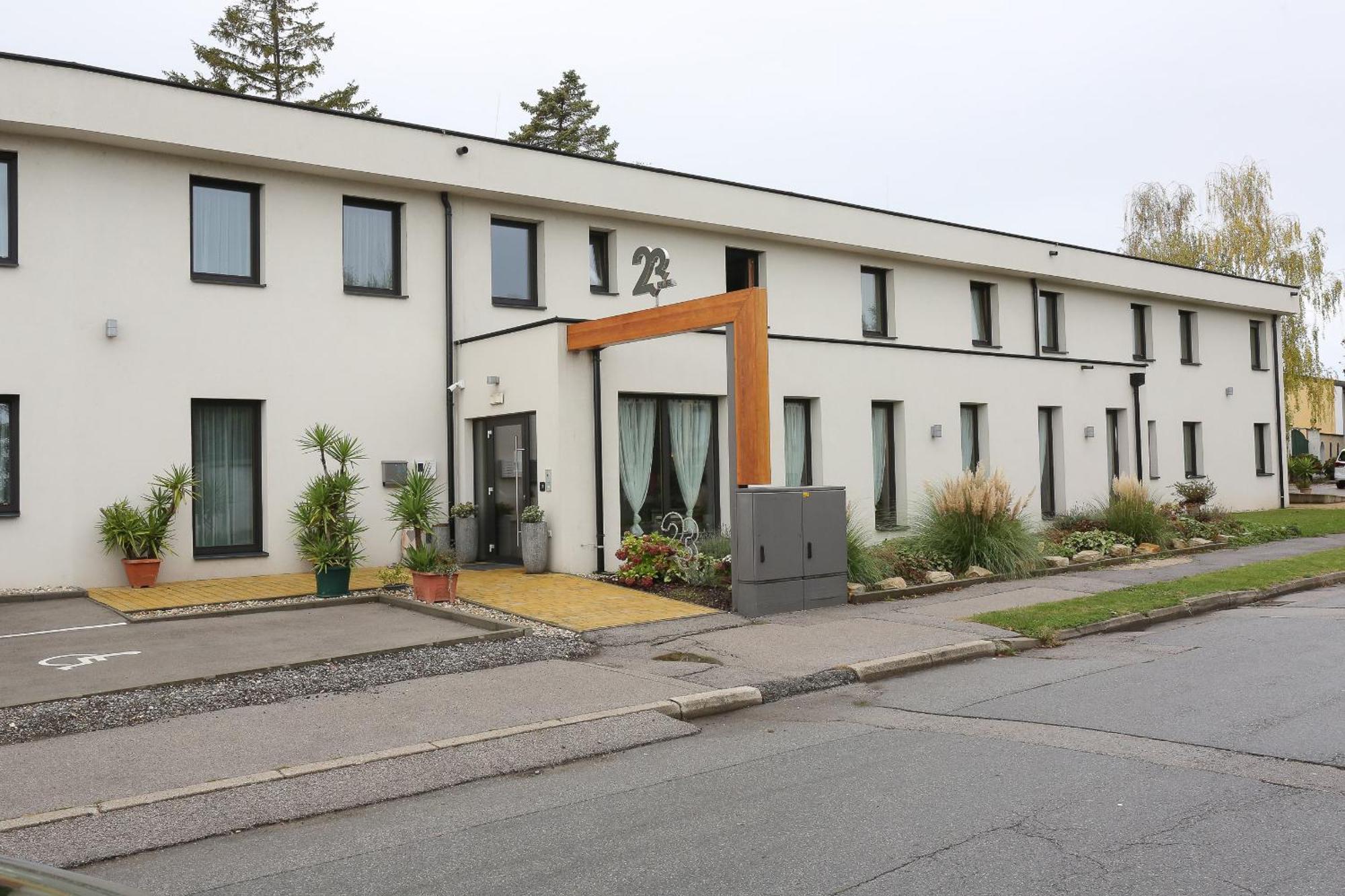 23-Hotel Schwadorf bei Wien Exterior photo